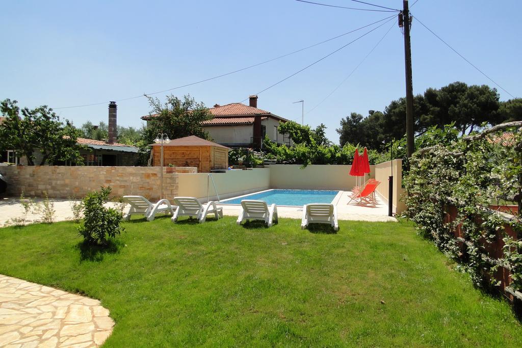 אומאג Apartments Villa Ela מראה חיצוני תמונה