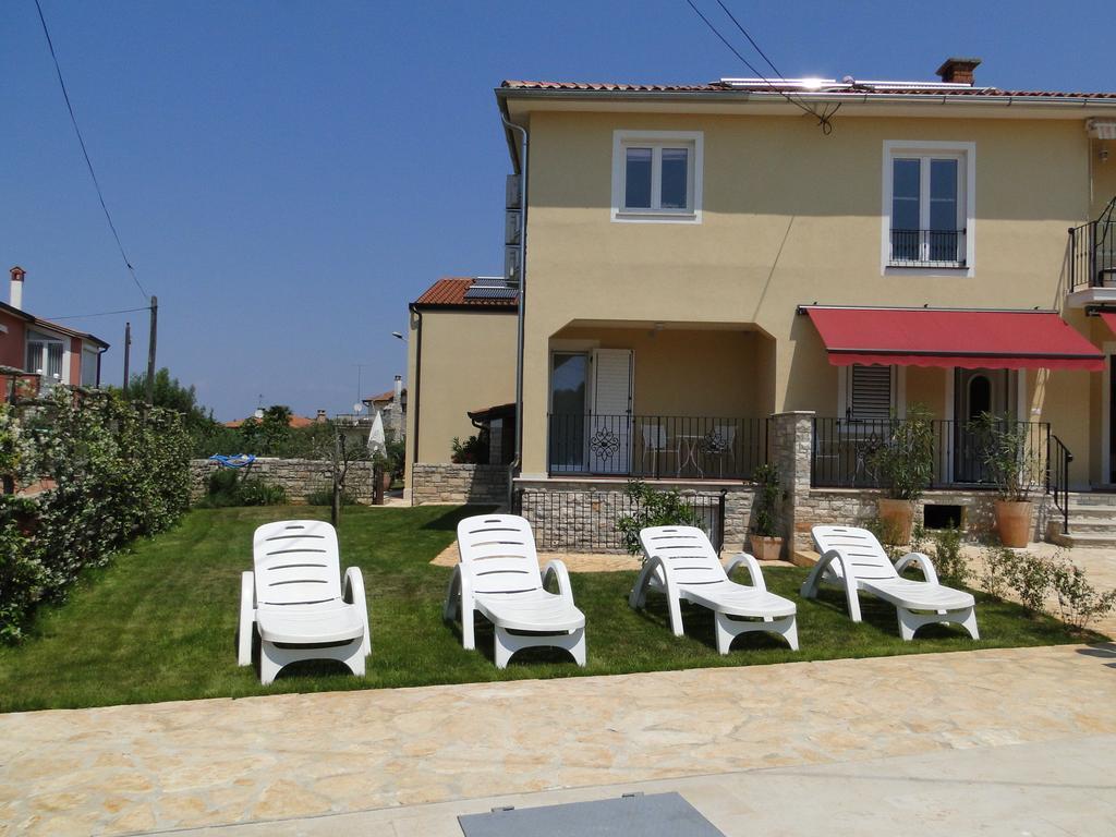 אומאג Apartments Villa Ela מראה חיצוני תמונה