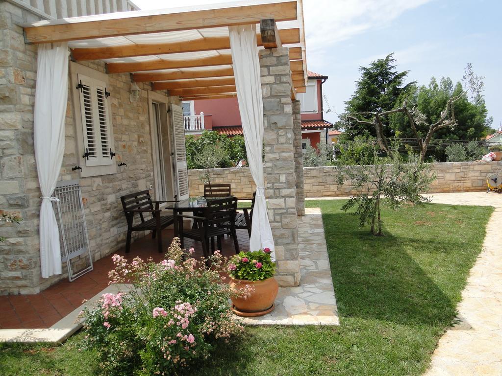 אומאג Apartments Villa Ela חדר תמונה