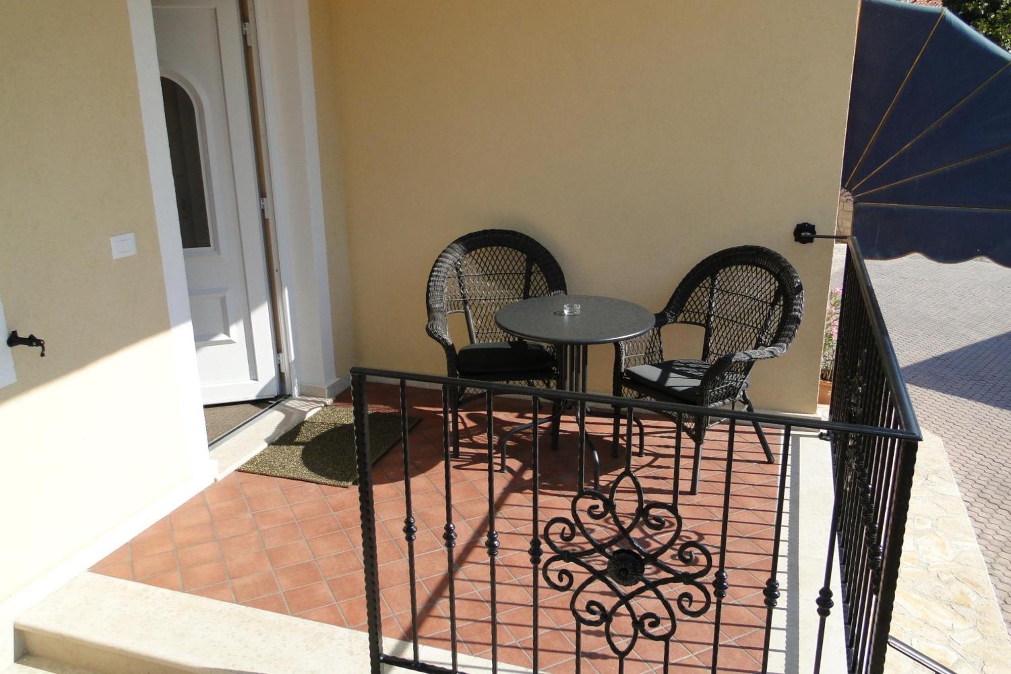 אומאג Apartments Villa Ela חדר תמונה