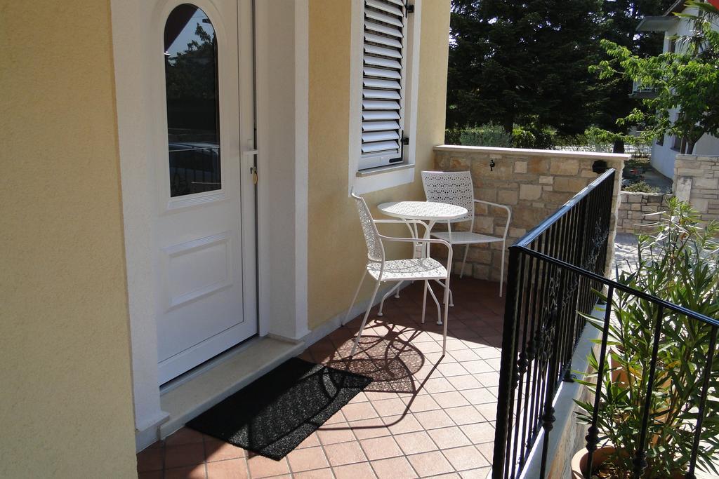 אומאג Apartments Villa Ela מראה חיצוני תמונה