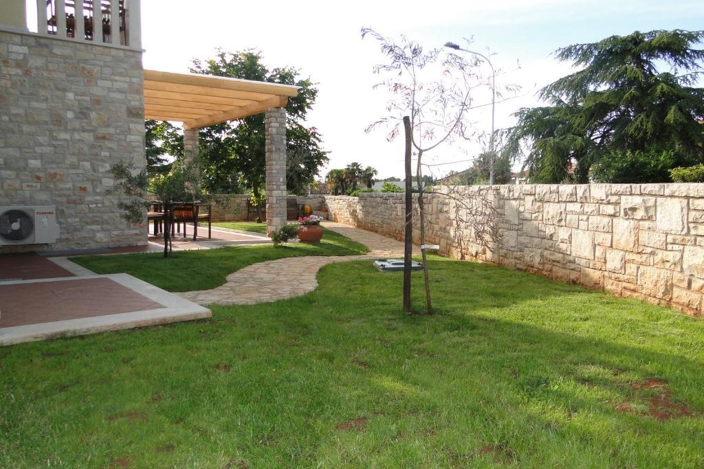 אומאג Apartments Villa Ela מראה חיצוני תמונה