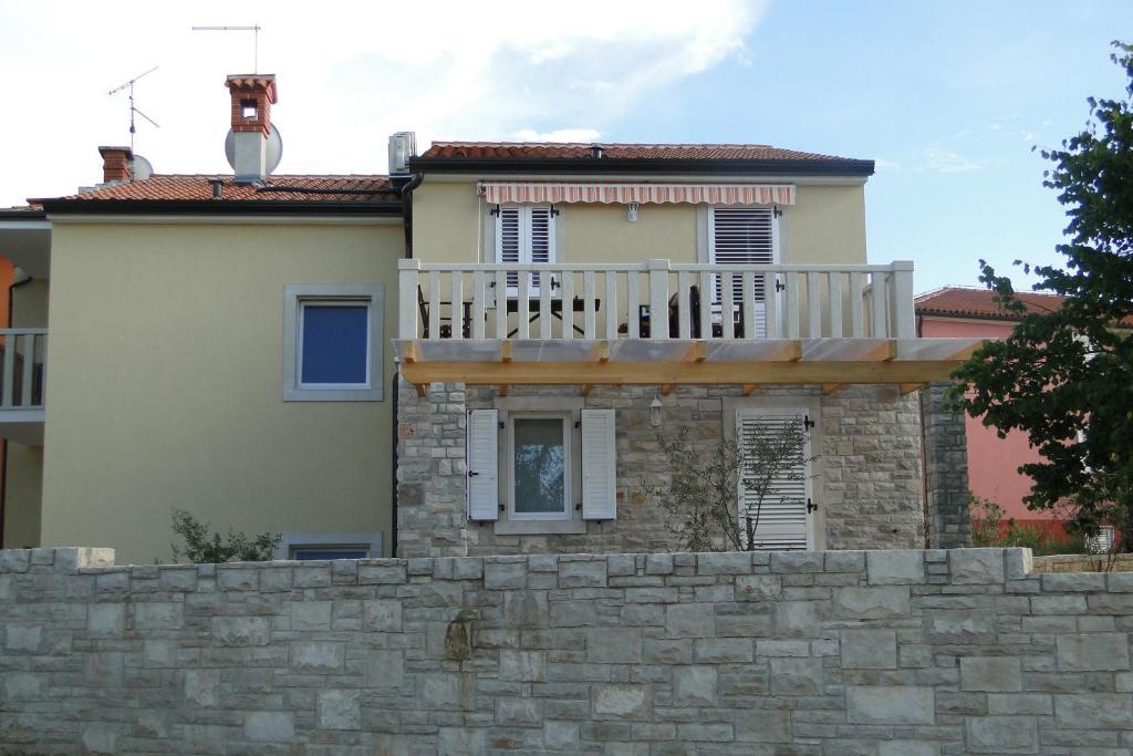 אומאג Apartments Villa Ela מראה חיצוני תמונה
