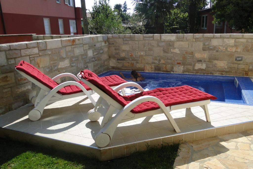 אומאג Apartments Villa Ela מראה חיצוני תמונה